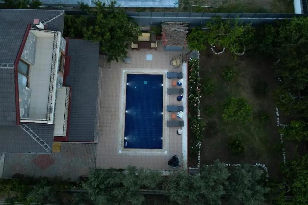 Tuzlu Sistem Havuzlu Luks Villa Fethiye